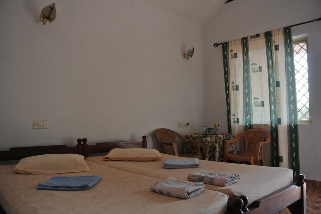 Arjun Villa Guest House Анжуна Номер фото